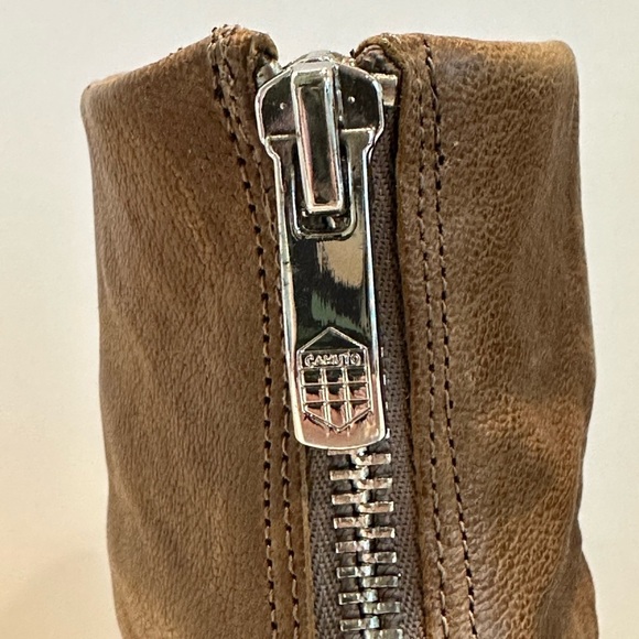 Vince Camuto Hadley‎ Leather Ankle Booties - Picture 6 of 13